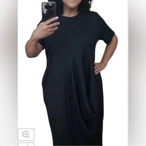 Kadem Sasson Fashionable Knit Black Dress